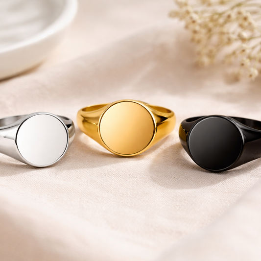 Classic Signet Ring