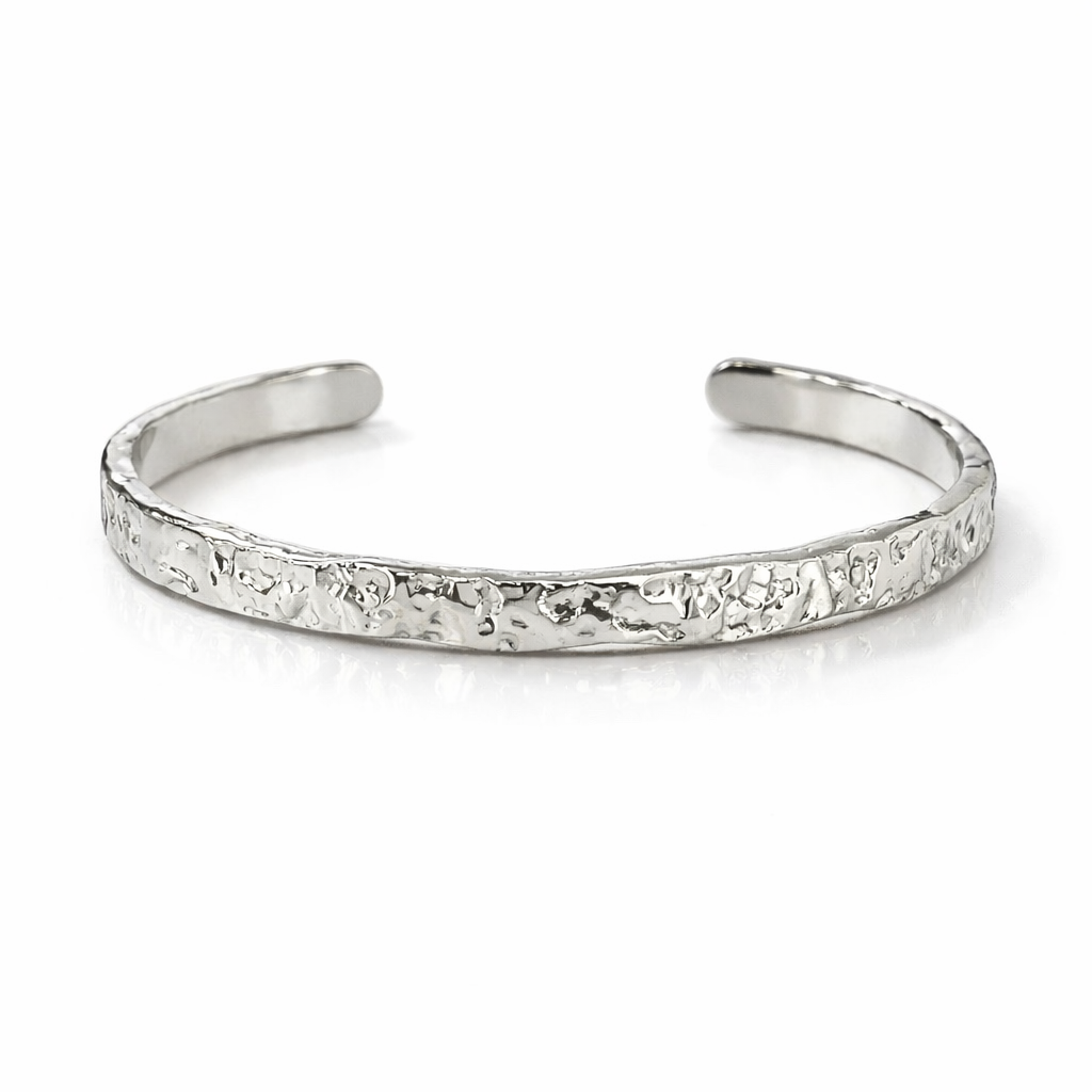 The Sculpted Cuff